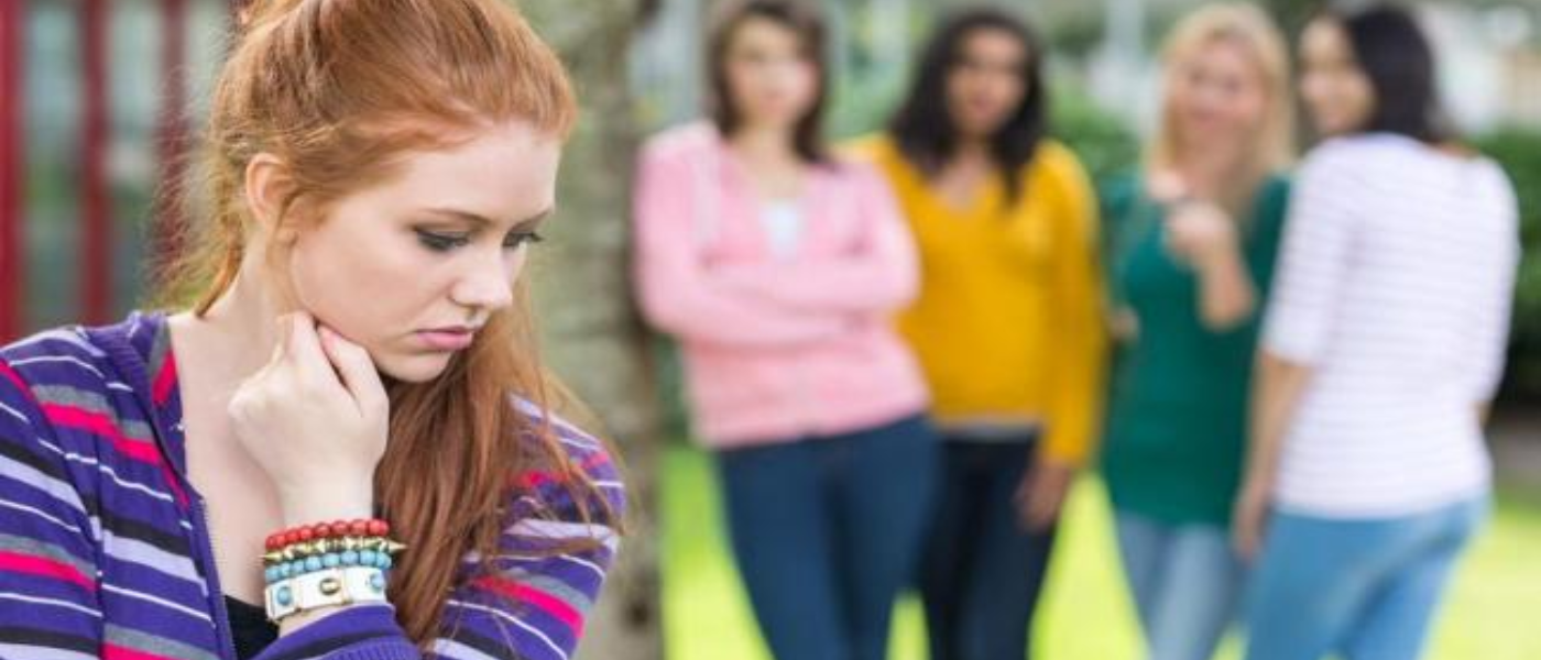 Adolescentes sin amigos La Puerta Azul · Centro de - Adolescentes sin amigos - La Puerta Azul · Centro de psicología en Alcorcón